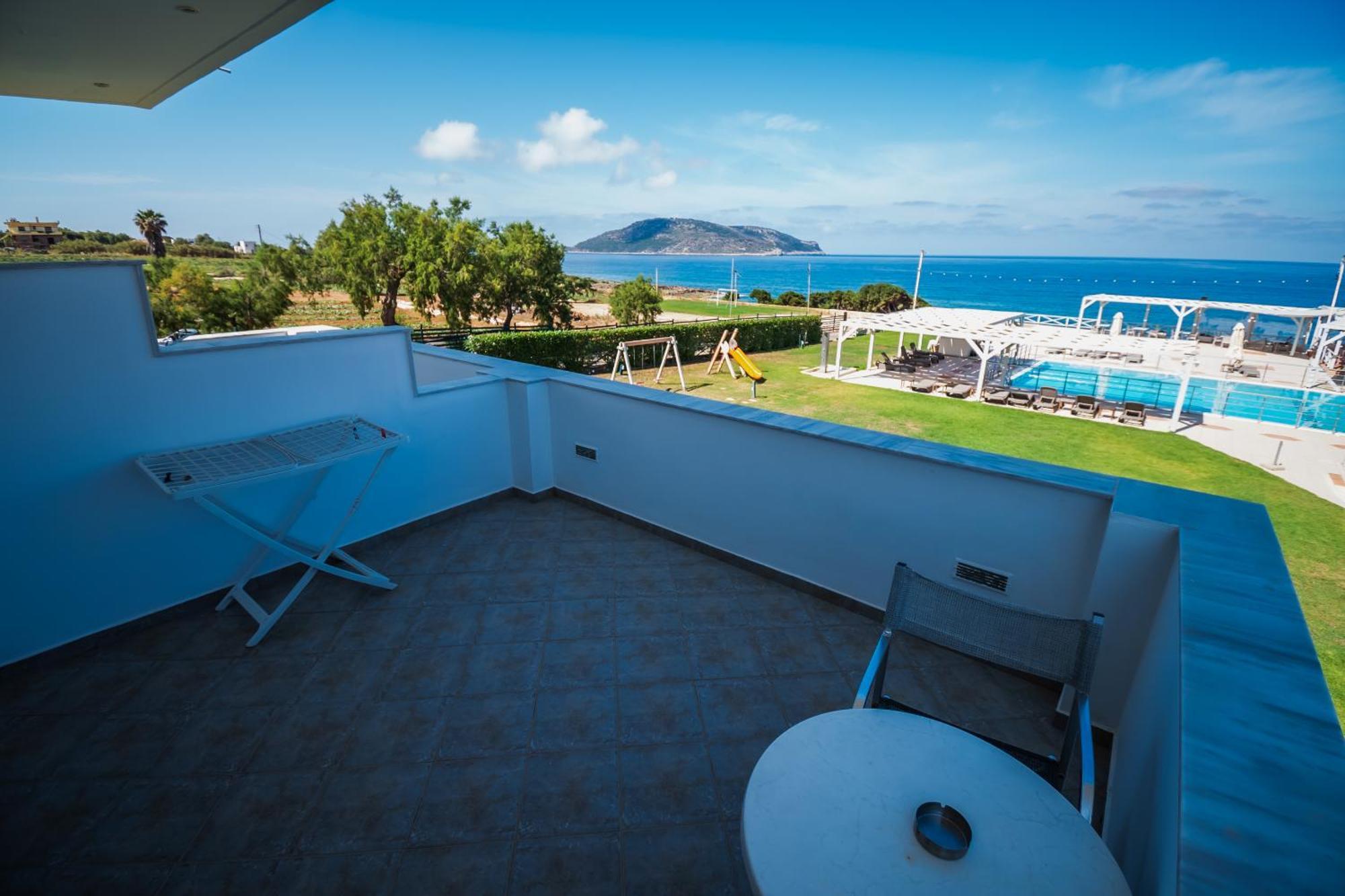 Mesogeios Hotel Marathopoli Exterior foto